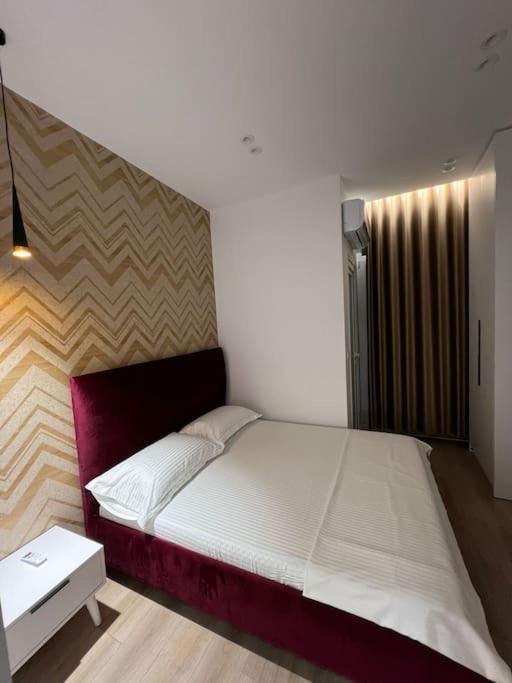Spacious Apartment Ish-Blloku Area Tirana Exterior foto